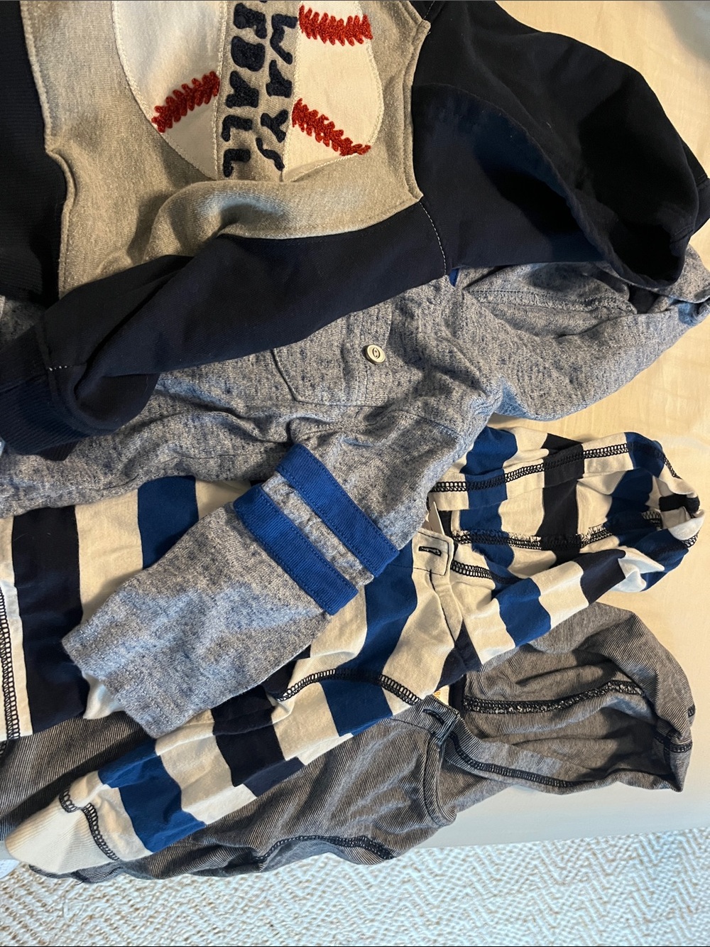 Gymboree Boys set of 4 knit Hoodies 6-12 months